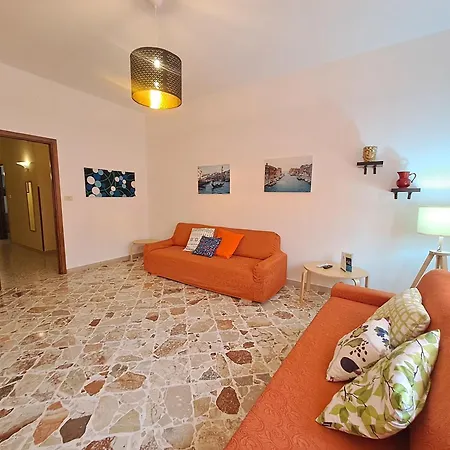 Apartment Nomad68 Family Holidays By Casa In Mente *