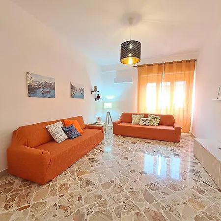 Apartment Nomad68 Family Holidays By Casa In Mente *
